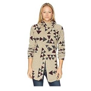 The North Face Crescent Wrap Peyote Beige Aztec Print. Size Small.